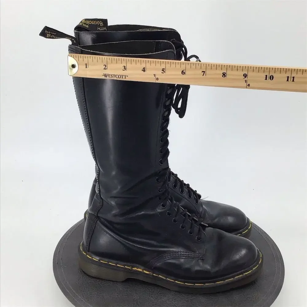 Dr. Martens 20-Eye Boots Womens Sz US 10 Black Leather Combat England Vintage - Picture 6 of 9